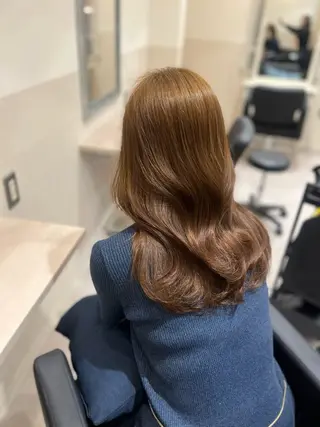 セミロング 堤　葵生/透明感カラ ー/髪質改善縮毛矯正のヘアスタイル
