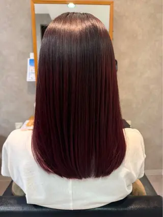 セミロング 岩岡 つなみのヘアスタイル