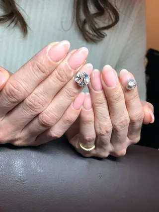 セミロング ma cherieのネイルデザイン