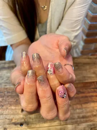 ネイル 佐藤  悠子のネイルデザイン