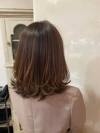 ミディアム 井上 日菜乃のヘアスタイル