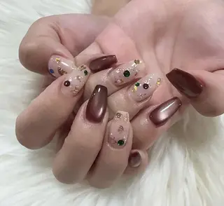ネイル &ME ネイルサロンのネイルデザイン