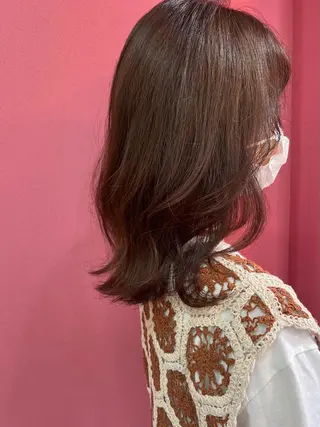 ミディアム ✅自然にまとまる レイヤーカット梅澤徹のヘアスタイル