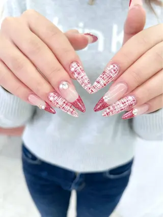 ネイル うるキラ✨ワンホン yuka🥂のネイルデザイン