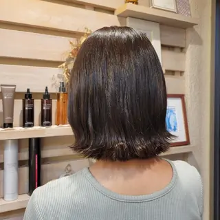 ショート カラー な ほのヘアスタイル