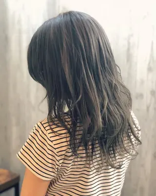 セミロング カラー 及川 祐輔のヘアスタイル
