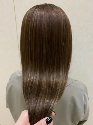 ロング 小倉 沙織のヘアスタイル