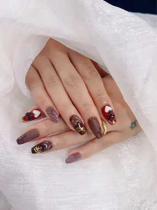 ネイル 佐藤 依娜のネイルデザイン