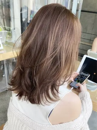 セミロング カラー 菊地 悠汰のヘアスタイル