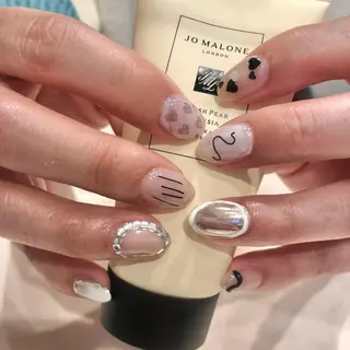 ネイル パラあり！フィルイン 美フォルムのネイルデザイン
