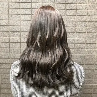 セミロング 外ハネボブ♡ YUIのヘアスタイル