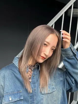 ロング カラー 赤みゼロ/透明感 カラー🌿KANTAのヘアスタイル