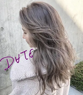 ロング カラー パーマ ヘアアレンジ メンズ キッズ ネイル マツエク・マツパ レイヤー/顔周り 韓国ヘア森田和貴のヘアスタイル
