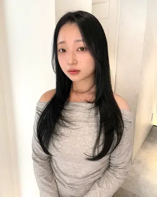 ロング カラー レイヤーカット 韓国ヘアayameのヘアスタイル