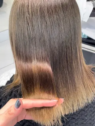 ミディアム mion🦋韓国ヘア 透明感カラー🫧のヘアスタイル