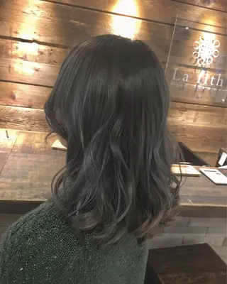 ミディアム カラー ハイトーン×髪質改善 KENTAのヘアスタイル