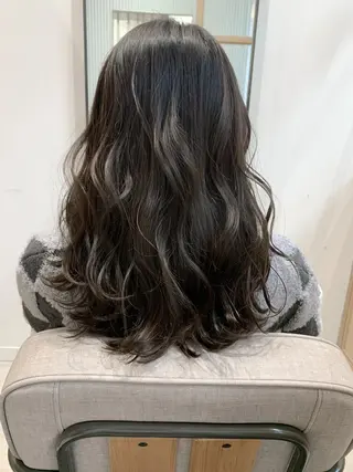 セミロング カラー ヘアアレンジ yuka .のヘアスタイル