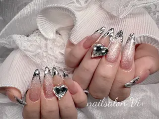 ネイル ✨Nailsalon Vi+✨のネイルデザイン