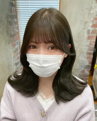 ミディアム カラー 顔まわりカット🌟 くびれヘア/寺門遥輝のヘアスタイル