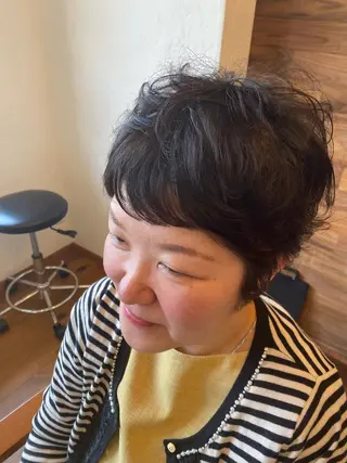 ショート 井上 歩美のヘアスタイル