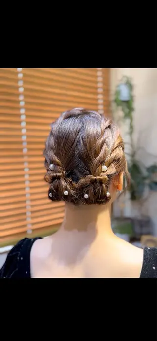 ヘアアレンジ Miku 🦔 / ヘアセットのヘアスタイル