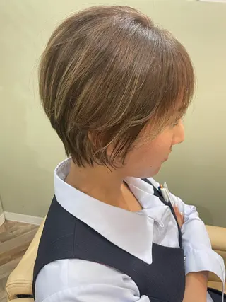ショート 寺本 早希のヘアスタイル