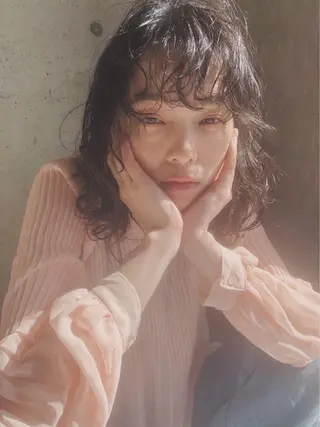 カラー 湯川 未咲希のヘアスタイル