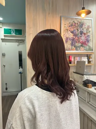 カラー 友杉 香子のヘアスタイル