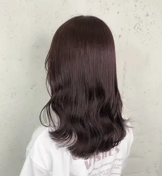 ミディアム カラー 透明感カラー🎀／ 寒色カラー／マツエクのヘアスタイル