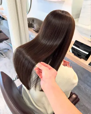 ロング 🫧岡野/透明感🍃 /髪質改善🫧のヘアスタイル