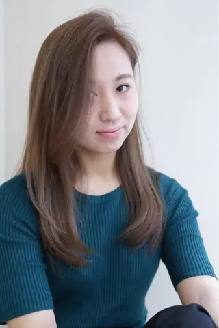 セミロング カラー タジマ ヤスヒサのヘアスタイル