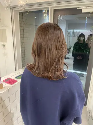 ミディアム カラー Koto🌿 ブリーチなしカラーのヘアスタイル