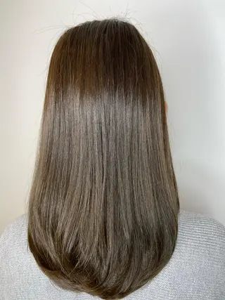 ロング パーソナルカラー骨格 顔タイプ 川野龍一のヘアスタイル