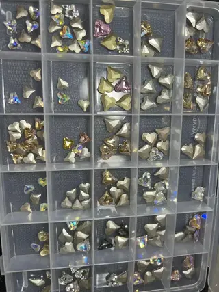 ネイル Theone栄店 田口のネイルデザイン