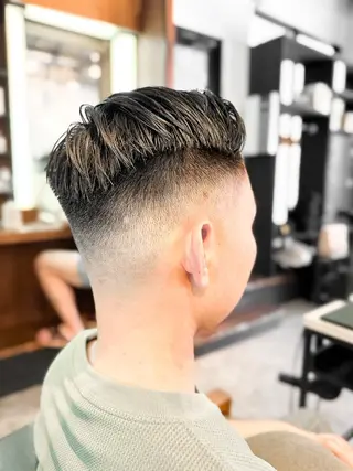 メンズ ブリーチカラー🔥 パーマ【佐々木凌平】のヘアスタイル