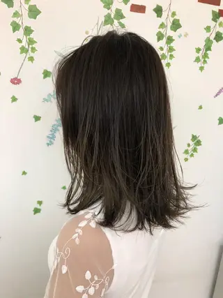 ミディアム カラー 三鷹で1番ショート ボブをカットする新谷のヘアスタイル