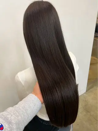 ロング カラー うる艶カラー /縮毛矯正✨レオンのヘアスタイル