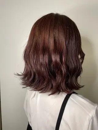 ミディアム カラー 大塚 友茉のヘアスタイル