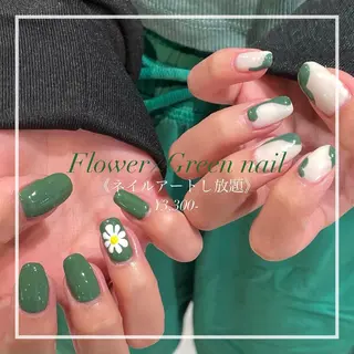 ネイル 淡色ネイル 🎀moeのネイルデザイン