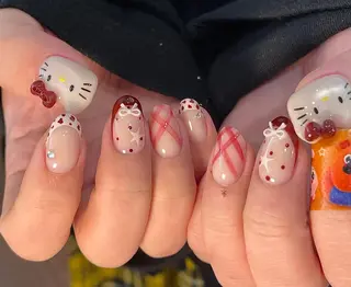 ネイル Pure&Rich Nailのネイルデザイン