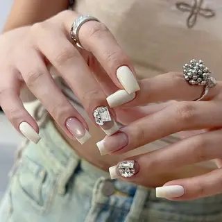 ネイル 清水 美佳のネイルデザイン