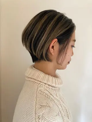 ショート カラー 坂上 岳のヘアスタイル