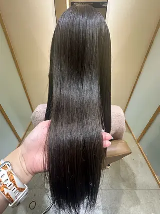 ロング ౨ৎ︎Zina 川口 KIRARI౨ৎのヘアスタイル