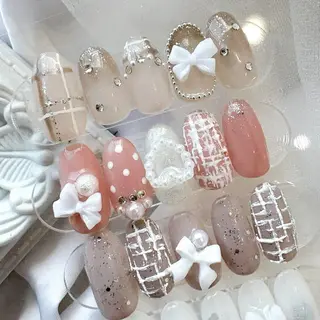 ネイル Lutena🎹 伊藤のネイルデザイン