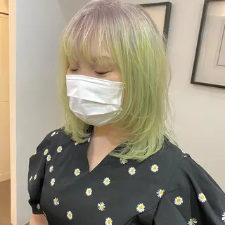 ミディアム カラー 艶ハイトーンブリーチ 🌈小林侑雅のヘアスタイル
