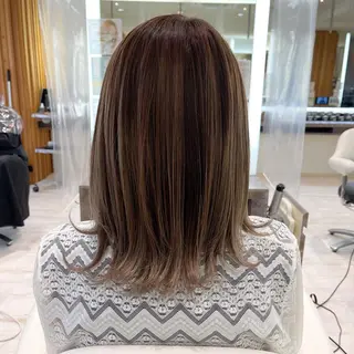 ミディアム カラー デザインカラー、艶髪 大塚 耕平のヘアスタイル