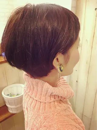 ショート カラー 日高 香織のヘアスタイル