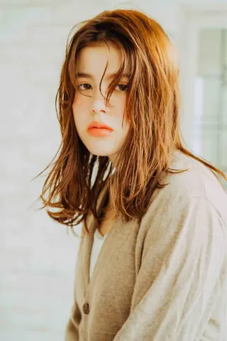 ミディアム カラー パーマ ヘアアレンジ メンズ キッズ ネイル マツエク・マツパ 藤井 仁紀のヘアスタイル
