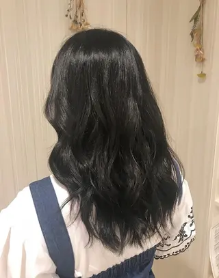 ロング カラー ⟡.·韓国ヘア*.゚ 室岡 咲希のヘアスタイル