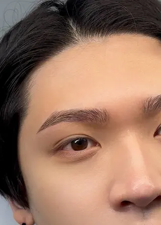 メンズ アイブロウ Smoo YUTOの眉毛・アイブロウイメージ